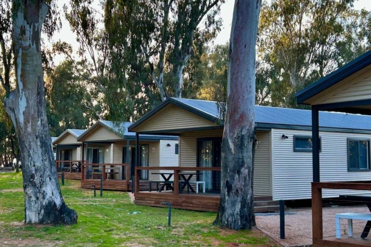 apex riverbeach holiday park cabins in a row
