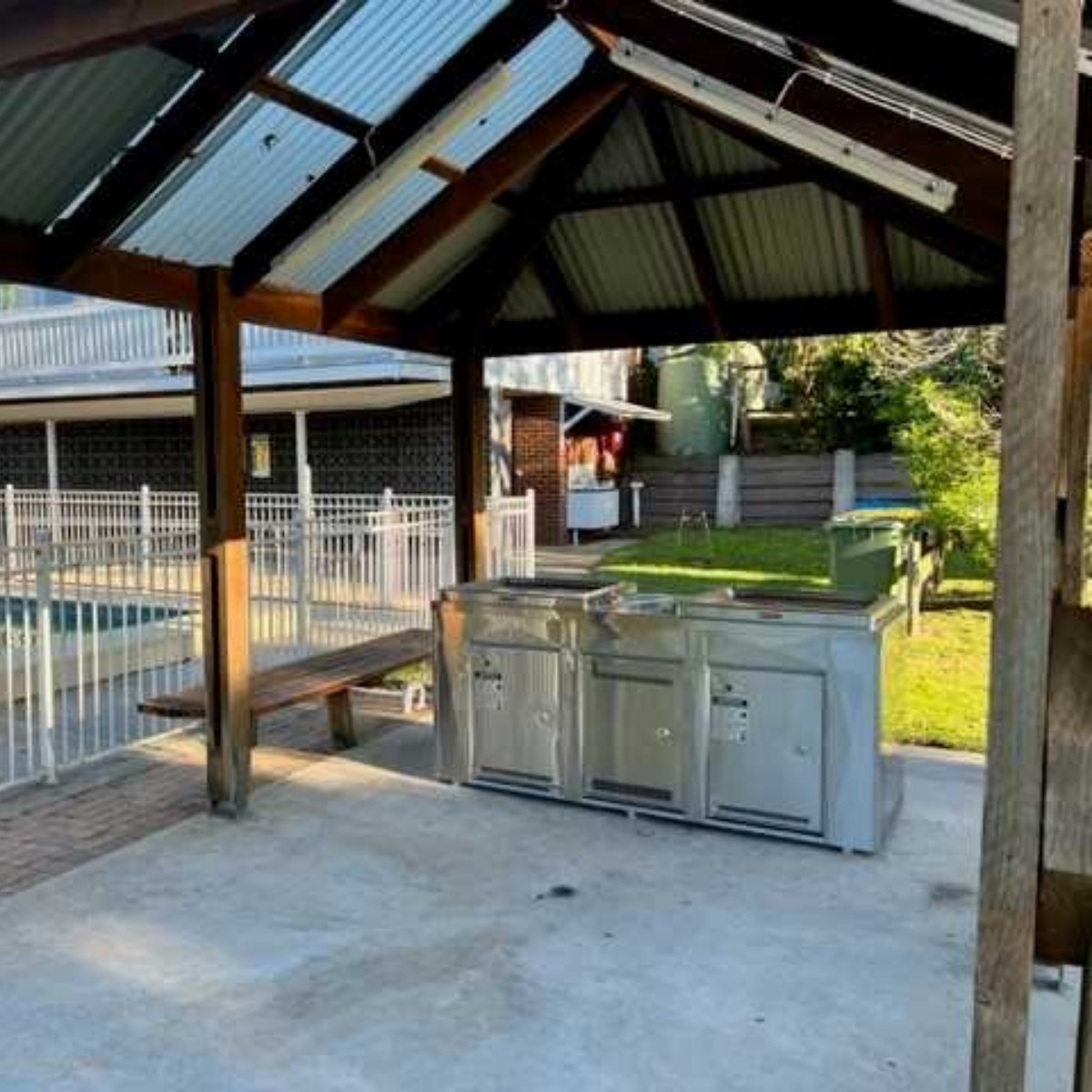 beach park tourist caravan park bbq next to pool