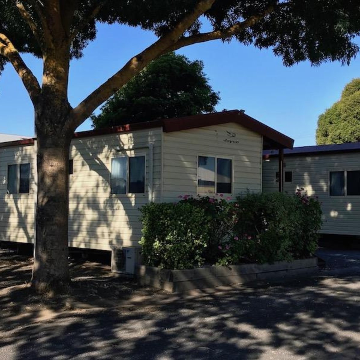 mount gambier central caravan park cabin